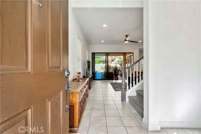 Single-family house For Sale in 38, Castellana, Lake Forest, California