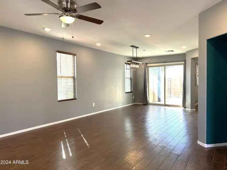 Single-family house For Sale in 2258, South Buckaroo Trail, Gilbert, Arizona