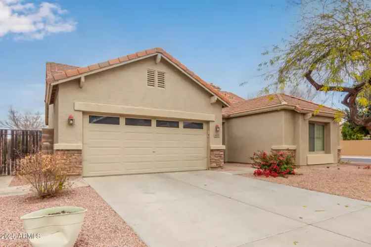 Single-family house For Sale in 4170, East Winged Foot Place, Chandler, Arizona