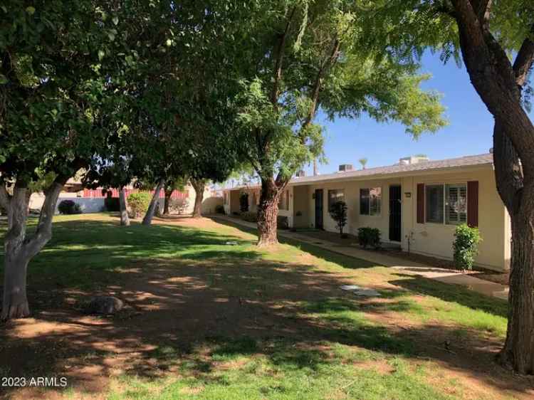 Single-family house For Sale in 10237, North 108th Avenue, Sun City, Arizona