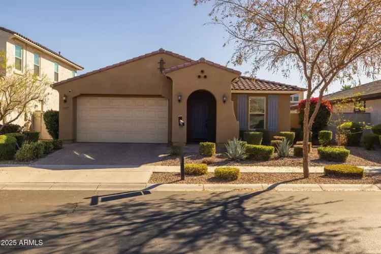 Single-family house For Sale in 10449, East Sebring Avenue, Mesa, Arizona