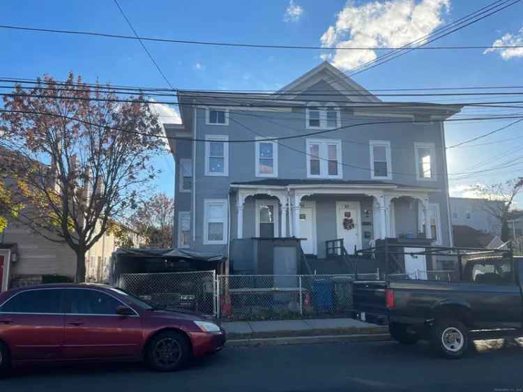 Multi-family house For Sale in Bridgeport, Connecticut