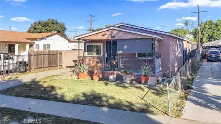 Single-family house For Sale in 223, East 83rd Street, Los Angeles, California