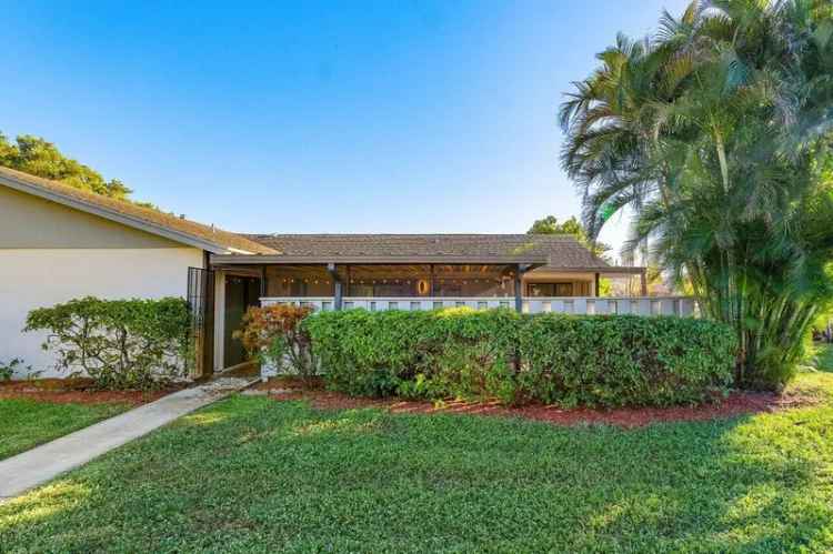 House For Sale in Hypoluxo, Florida