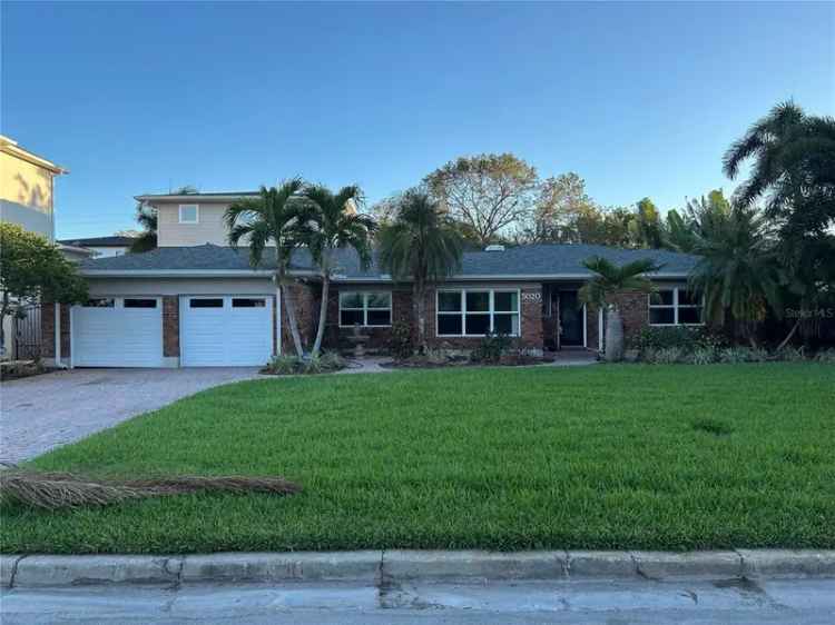 Single-family house For Sale in 5020, West Homer Avenue, Tampa, Florida