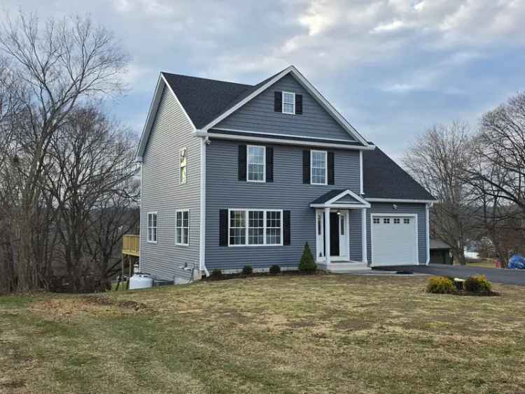 Single-family house For Sale in 22, Jeanette Road, Danbury, Connecticut