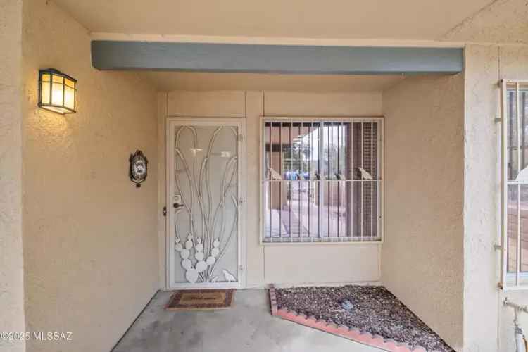 House For Sale in 923, North Capron Place, Tucson, Arizona