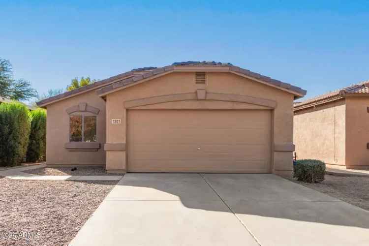 Single-family house For Sale in 1301, East Press Place, San Tan Valley, Arizona