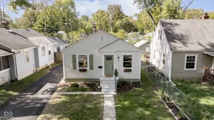 Single-family house For Sale in 4718, Primrose Avenue, Indianapolis, Indiana