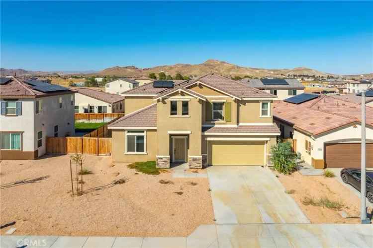 Single-family house For Sale in Rosamond, California