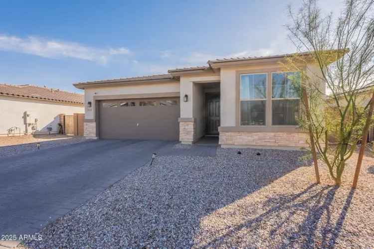 Single-family house For Sale in Casa Grande, Arizona