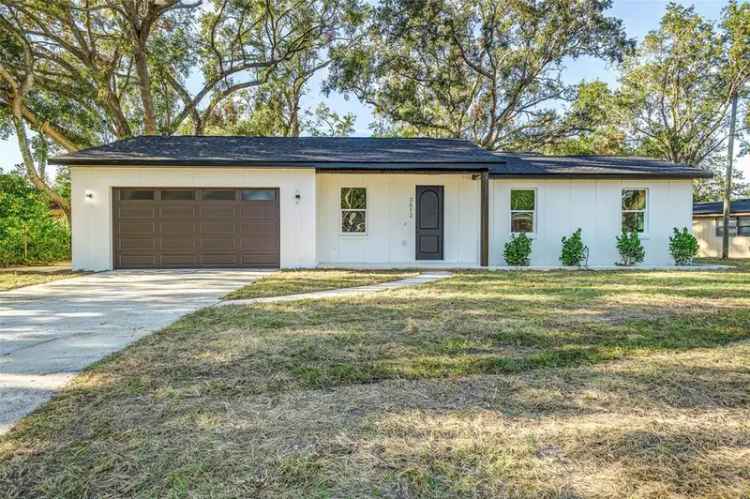 Single-family house For Sale in 3612, East Knollwood Street, Tampa, Florida