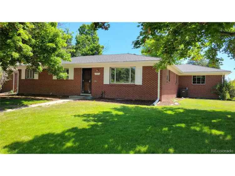 Single-family house For Sale in 2998, South York Street, Denver, Colorado