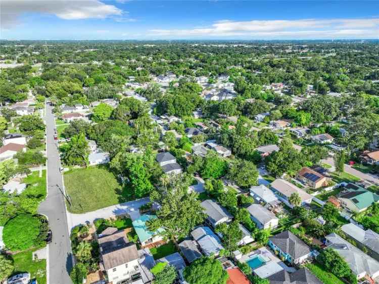 Single-family house For Sale in 3128, 17th Street North, Saint Petersburg, Florida