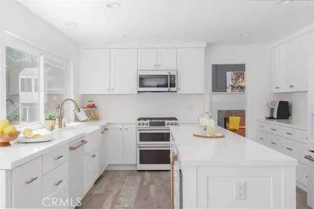 Single-family house For Sale in 3801, Park Green Drive, Newport Beach, California