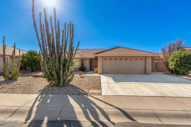 Single-family house For Sale in 11035, East Nopal Avenue, Mesa, Arizona