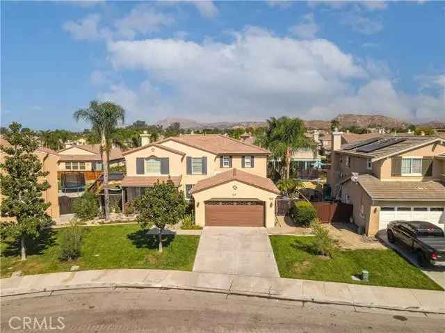 Single-family house For Sale in Moreno Valley, California