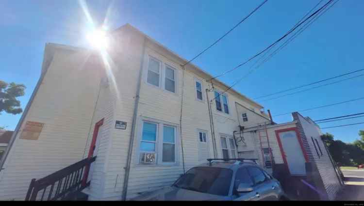 Multi-family house For Sale in 285, Silver Lane, East Hartford, Connecticut