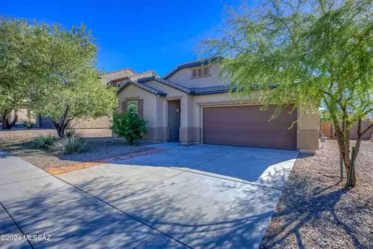 Single-family house For Sale in 92, East Forrest Feezor Street, Corona de Tucson, Arizona