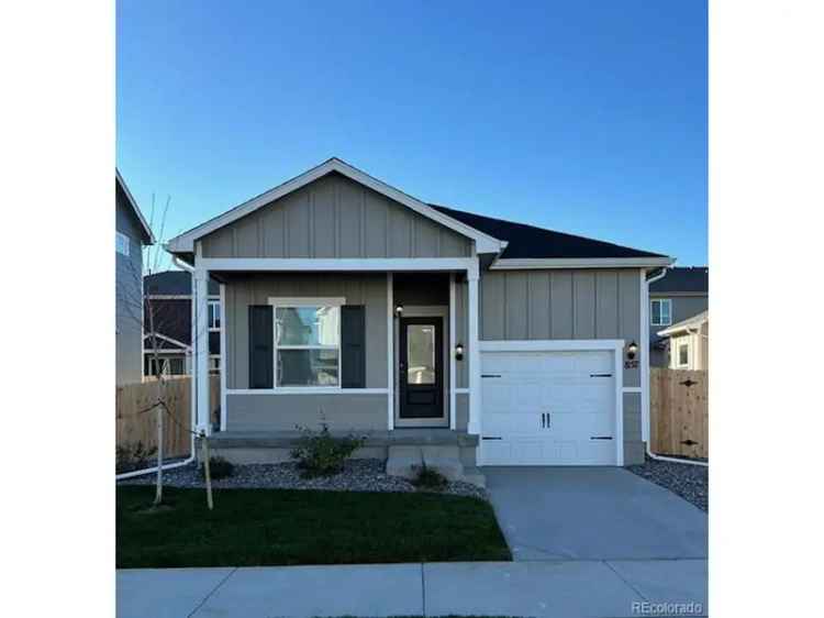 Single-family house For Sale in Brighton, Colorado