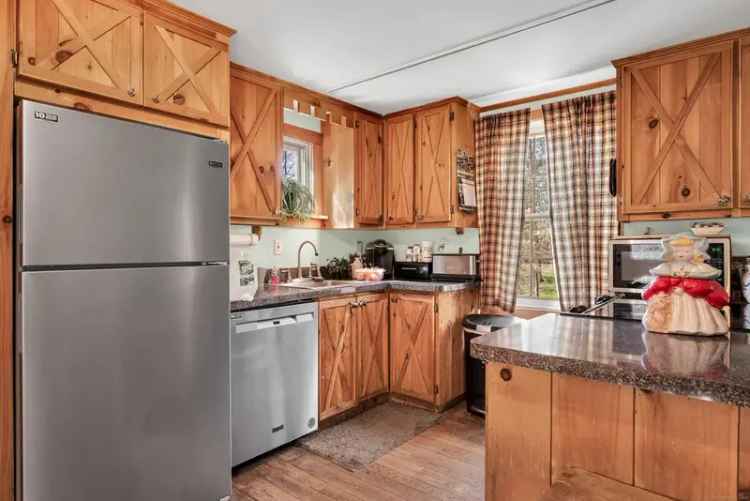 Single-family house For Sale in 167, Toddy Hill Road, Newtown, Connecticut