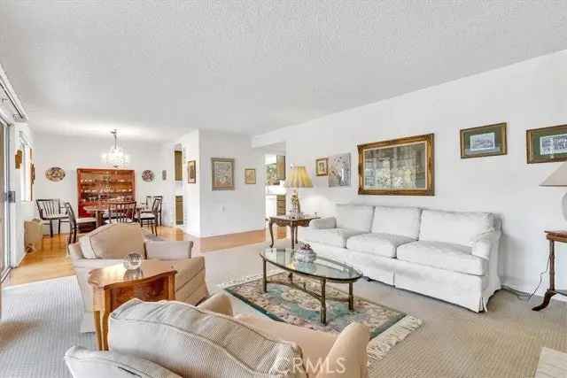 Condo For Sale in 3379, Punta Alta, Laguna Woods, California