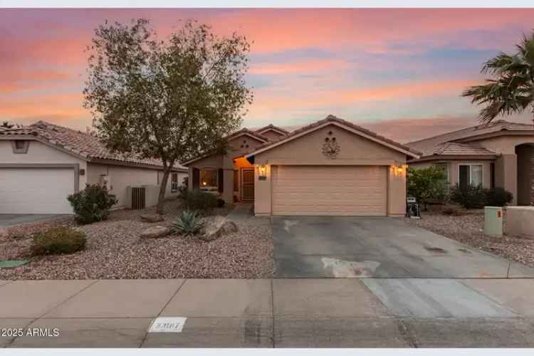 Single-family house For Sale in 23187, West Lasso Lane, Buckeye, Arizona