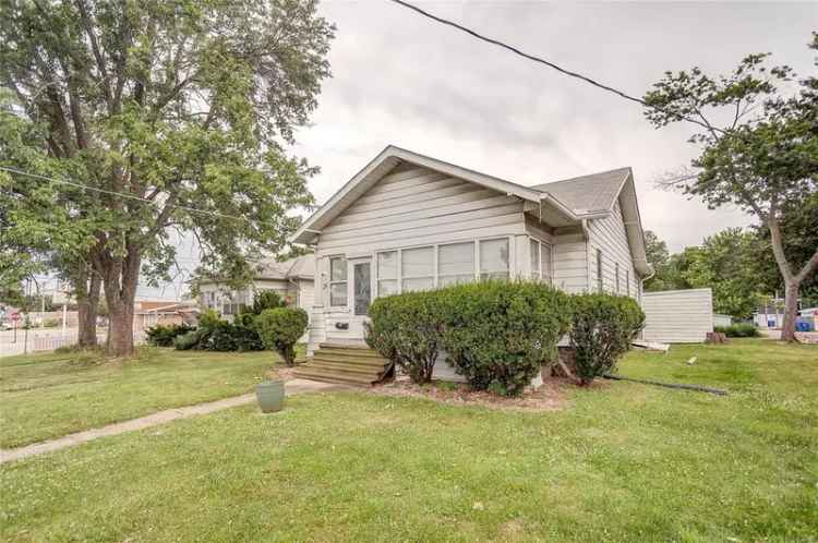 Single-family house For Sale in 29, East Elm Street, Alton, Illinois