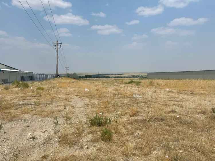 Land For Sale in Evansville, Wyoming