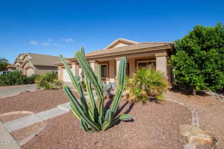 Single-family house For Sale in 42276, West Chisholm Drive, Maricopa, Arizona