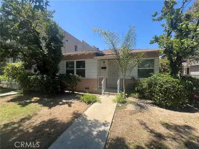 Single-family house For Sale in Los Angeles, California