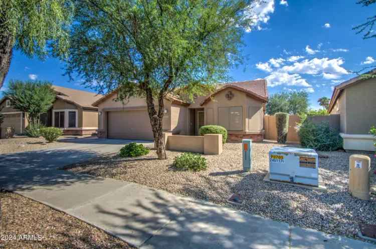 Single-family house For Sale in 22571, South 212th Street, Queen Creek, Arizona