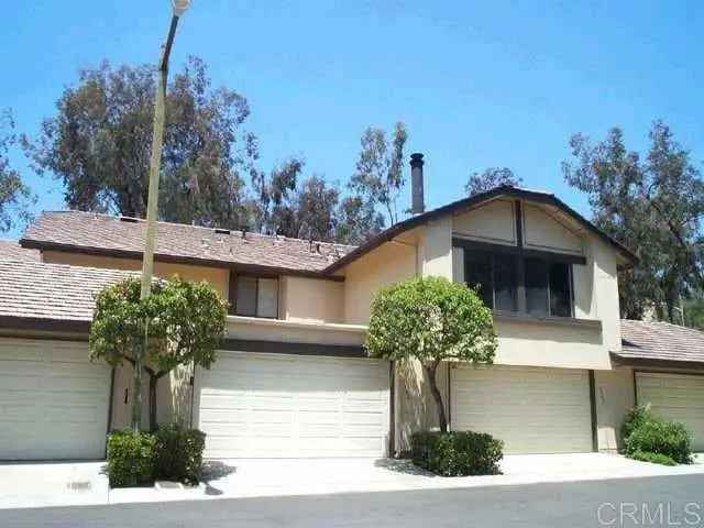 Single-family house For Sale in San Diego, California