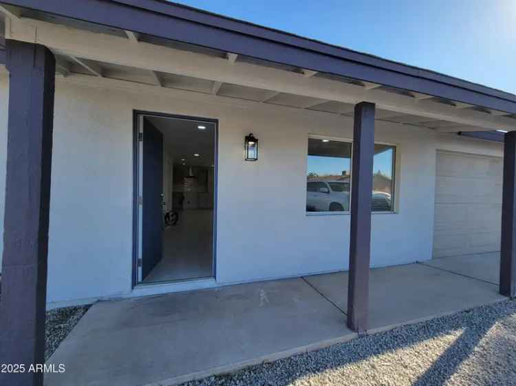 Single-family house For Sale in 1633, North 62nd Avenue, Phoenix, Arizona