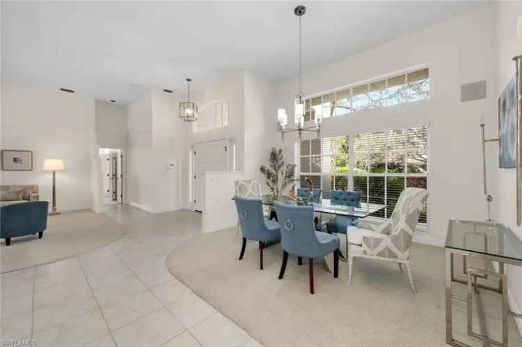 Single-family house For Sale in 25031, Goldcrest Drive, Bonita Springs, Florida