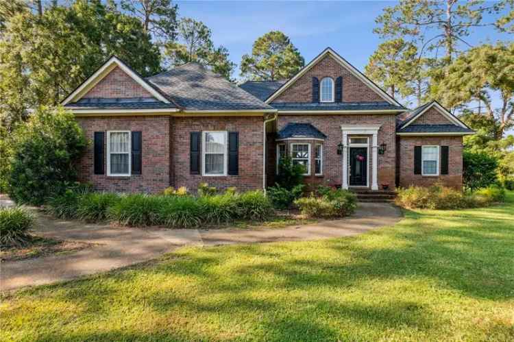 Single-family house For Sale in 904, Larkspur Lane, St. Marys, Georgia