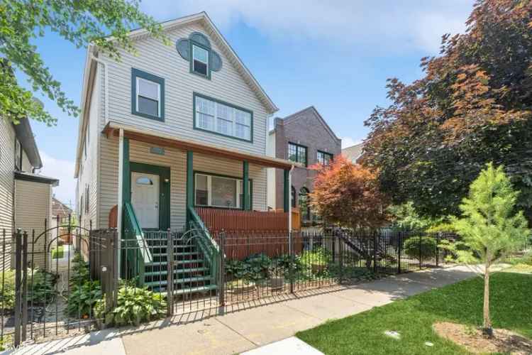 Multi-family house For Sale in 2429, West Cortland Street, Chicago, Illinois