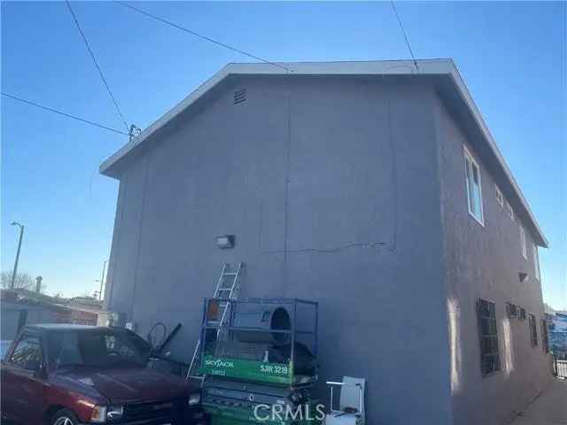 Multi-family house For Sale in Los Angeles, California