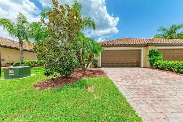 Single-family house For Sale in 6678, Willowshire Way, Bradenton, Florida