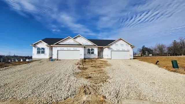 Condo For Sale in 334, Quiver Court, Marion, Iowa