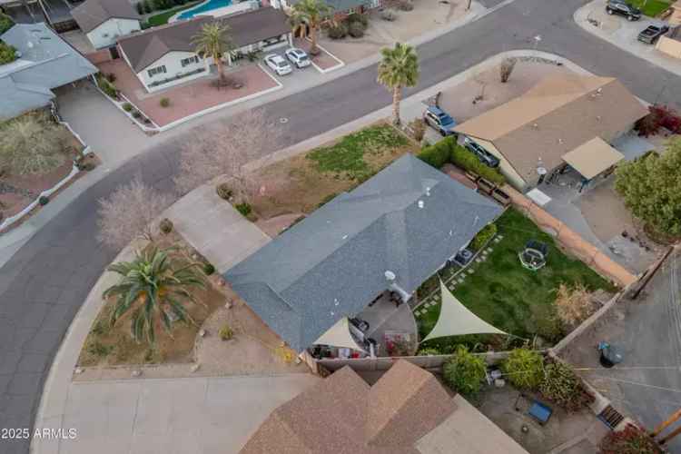 Single-family house For Sale in 6627, North 16th Drive, Phoenix, Arizona