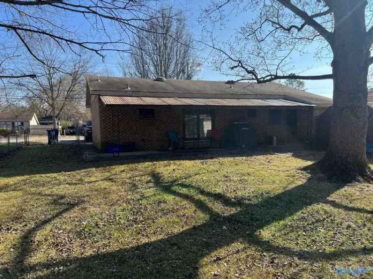 Single-family house For Sale in Huntsville, Alabama