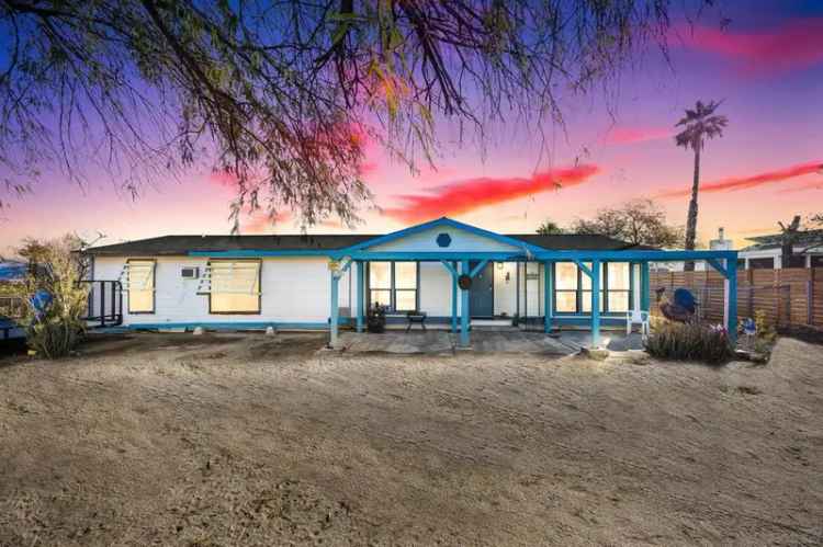 Single-family house For Sale in 3365, Swinging V Road, Borrego Springs, California