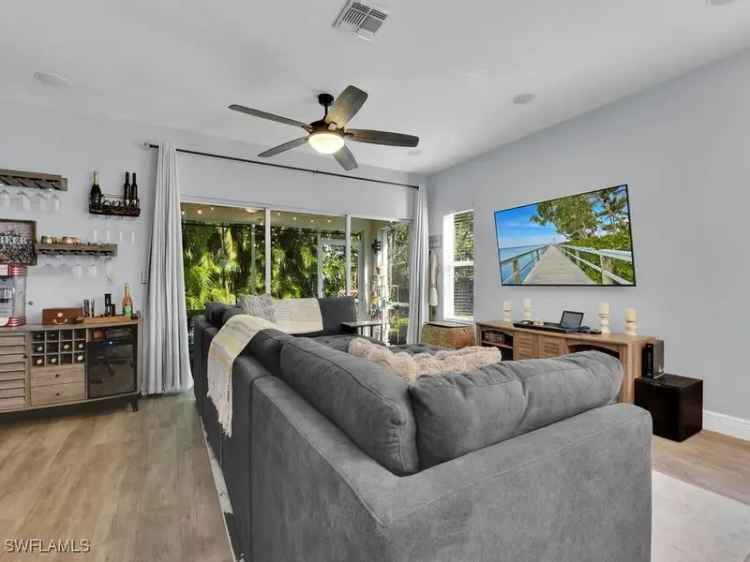 House For Sale in 8165, Pacific Beach Drive, Fort Myers, Florida