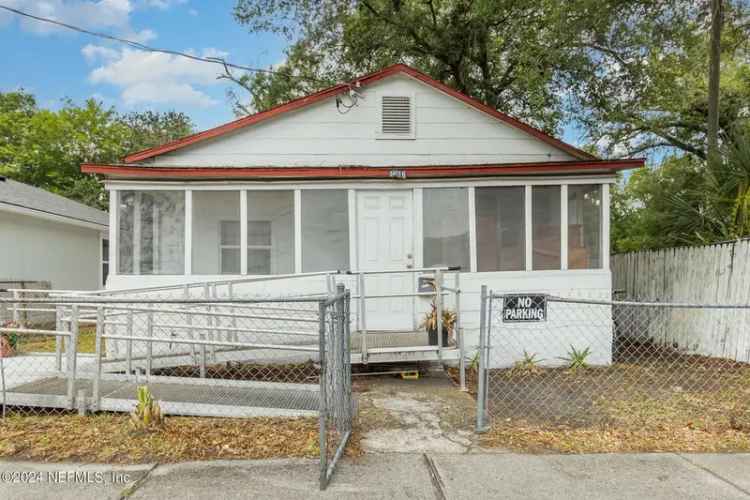 Single-family house For Sale in Jacksonville, Florida