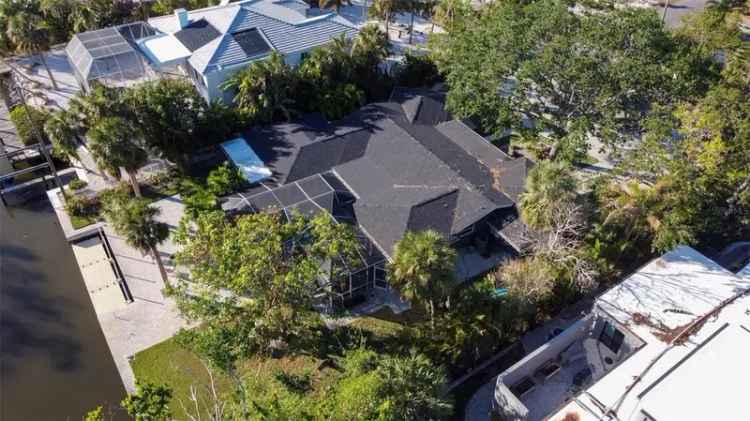 Single-family house For Sale in 506, Treasure Boat Way, Siesta Key, Florida