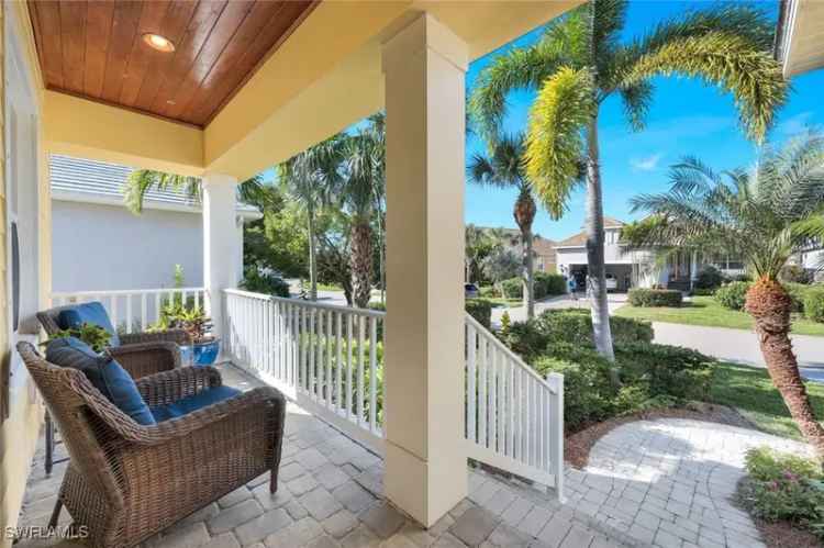 Single-family house For Sale in Fort Myers Beach, Florida