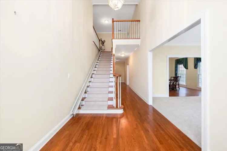 Condo For Sale in 112, Covington Place, Macon, Georgia