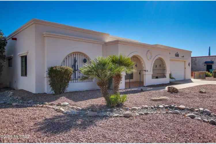 Single-family house For Sale in 600, North Abrego Drive, Green Valley, Arizona