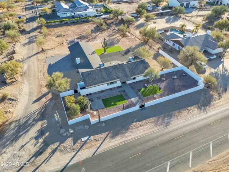 Single-family house For Sale in 5219, East Lone Mountain Road, Cave Creek, Arizona